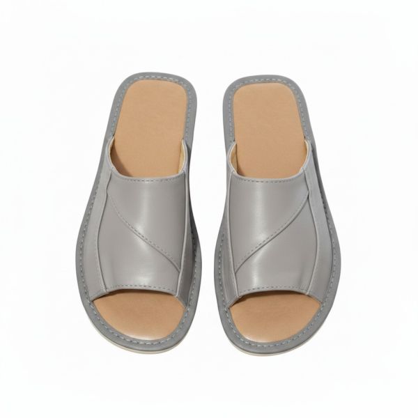 Pantofle domowe damskie skórzane szare – kapcie z Podhala na obcasie komfortowe