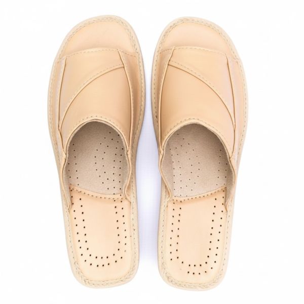 Luksusowe kapcie damskie beżowe skórzane – naturalna skóra Podhale komfort